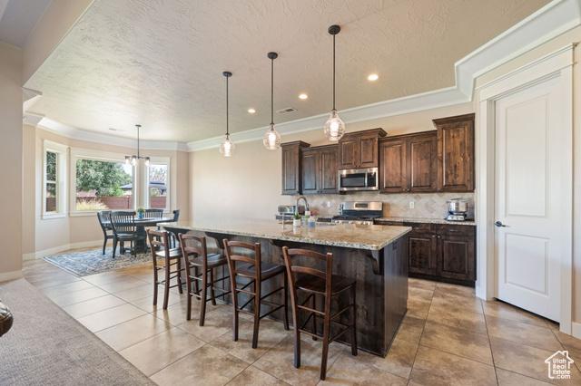 St. George, Utah, 84790, United States, 6 Bedrooms Bedrooms, ,4 BathroomsBathrooms,Residential,For Sale,1983061