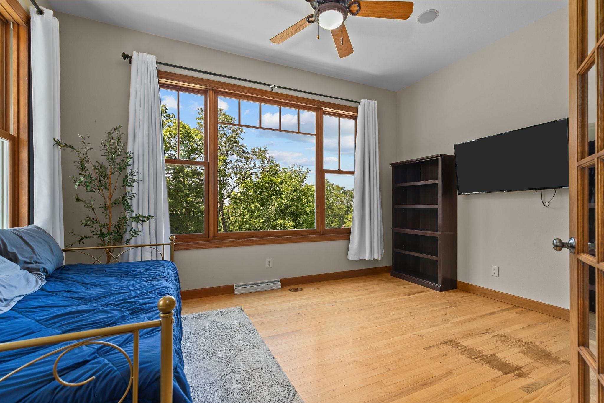 Berlin, Wisconsin, 54923, United States, 5 Bedrooms Bedrooms, ,4 BathroomsBathrooms,Residential,For Sale,1974961