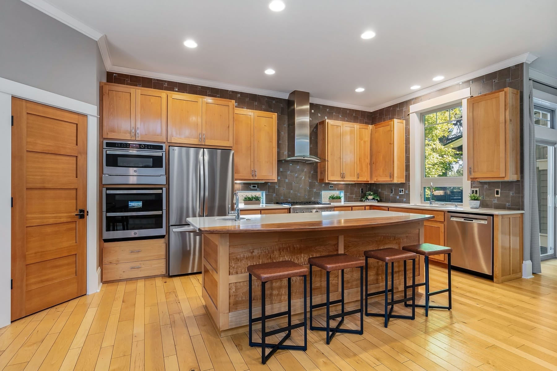  691 NW Yosemite Drive Bend, OR 97703 - 物件實景