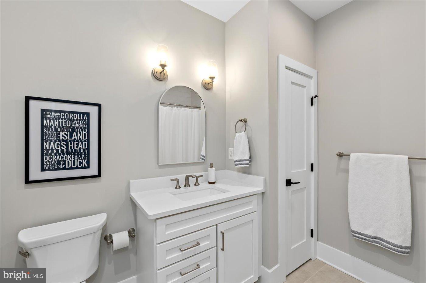 Fredericksburg, Virginia, 22401, United States, 4 Bedrooms Bedrooms, ,5 BathroomsBathrooms,Residential,For Sale,1914212