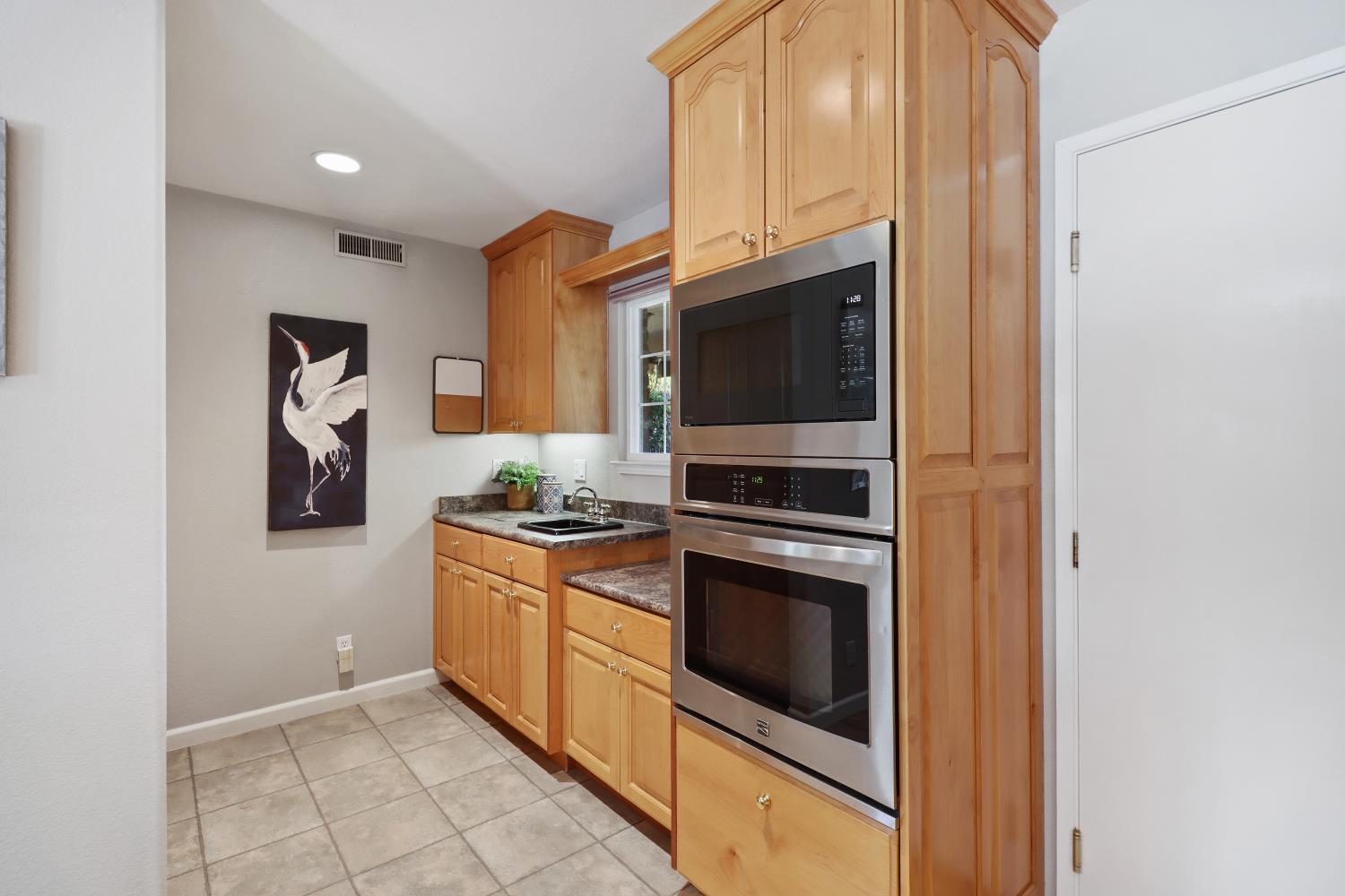 Sacramento, California, 95821, United States, 3 Bedrooms Bedrooms, ,2 BathroomsBathrooms,Residential,For Sale,1941774