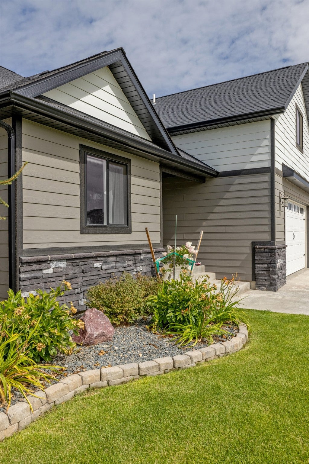 East Helena, Montana, 59635, United States, 4 Bedrooms Bedrooms, ,3 BathroomsBathrooms,Residential,For Sale,1916821