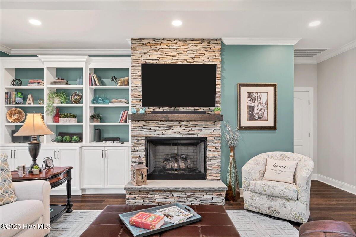 Southern Pines, North Carolina, 28387, United States, 3 Bedrooms Bedrooms, ,3 BathroomsBathrooms,Residential,For Sale,1933285