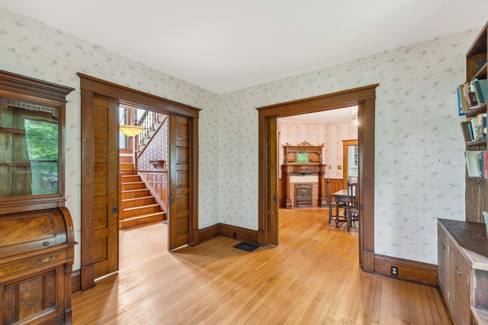 Center City, Minnesota, 55012, United States, 4 Bedrooms Bedrooms, ,1 BathroomBathrooms,Residential,For Sale,1837728