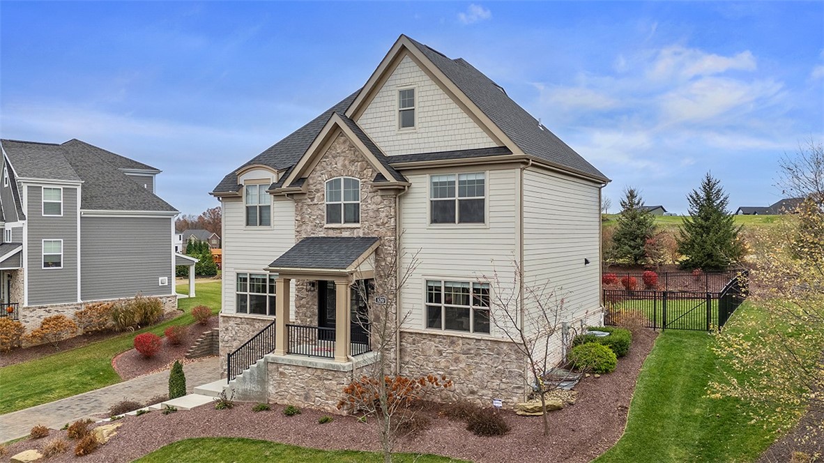 Collier Twp, Pennsylvania, 15205, United States, 4 Bedrooms Bedrooms, ,4 BathroomsBathrooms,Residential,For Sale,1994329