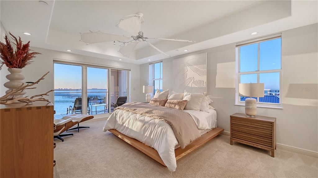 Sarasota, Florida, 34236, United States, 3 Bedrooms Bedrooms, ,4 BathroomsBathrooms,Residential,For Sale,1967677