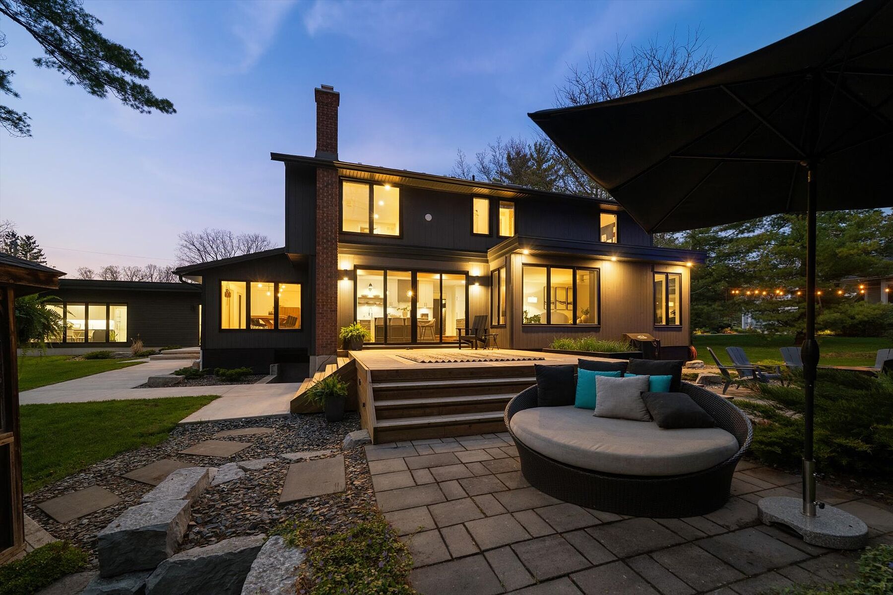  Serene, Elegant Home - 物件實景