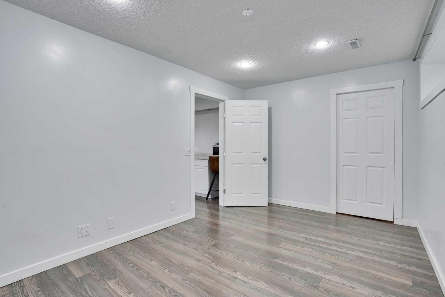 CALGARY, Alberta, T3M 0N7, CA, 4 Bedrooms Bedrooms, ,4 BathroomsBathrooms,Residential,For Sale,1908583