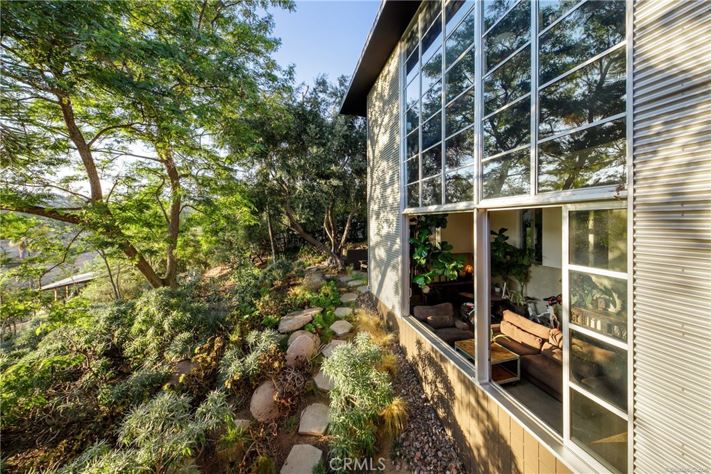 Escondido, California, 92025, United States, 4 Bedrooms Bedrooms, ,3 BathroomsBathrooms,Residential,For Sale,1994809