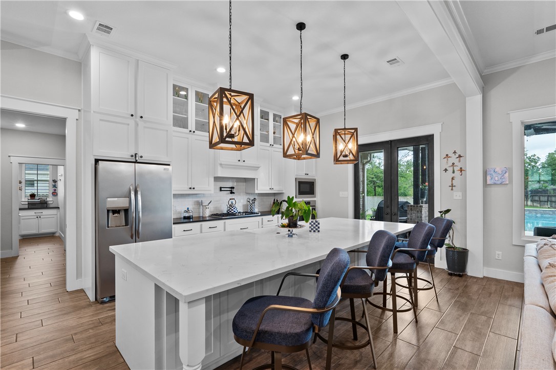 College Station, Texas, 77845, United States, 4 Bedrooms Bedrooms, ,4 BathroomsBathrooms,Residential,For Sale,1862401