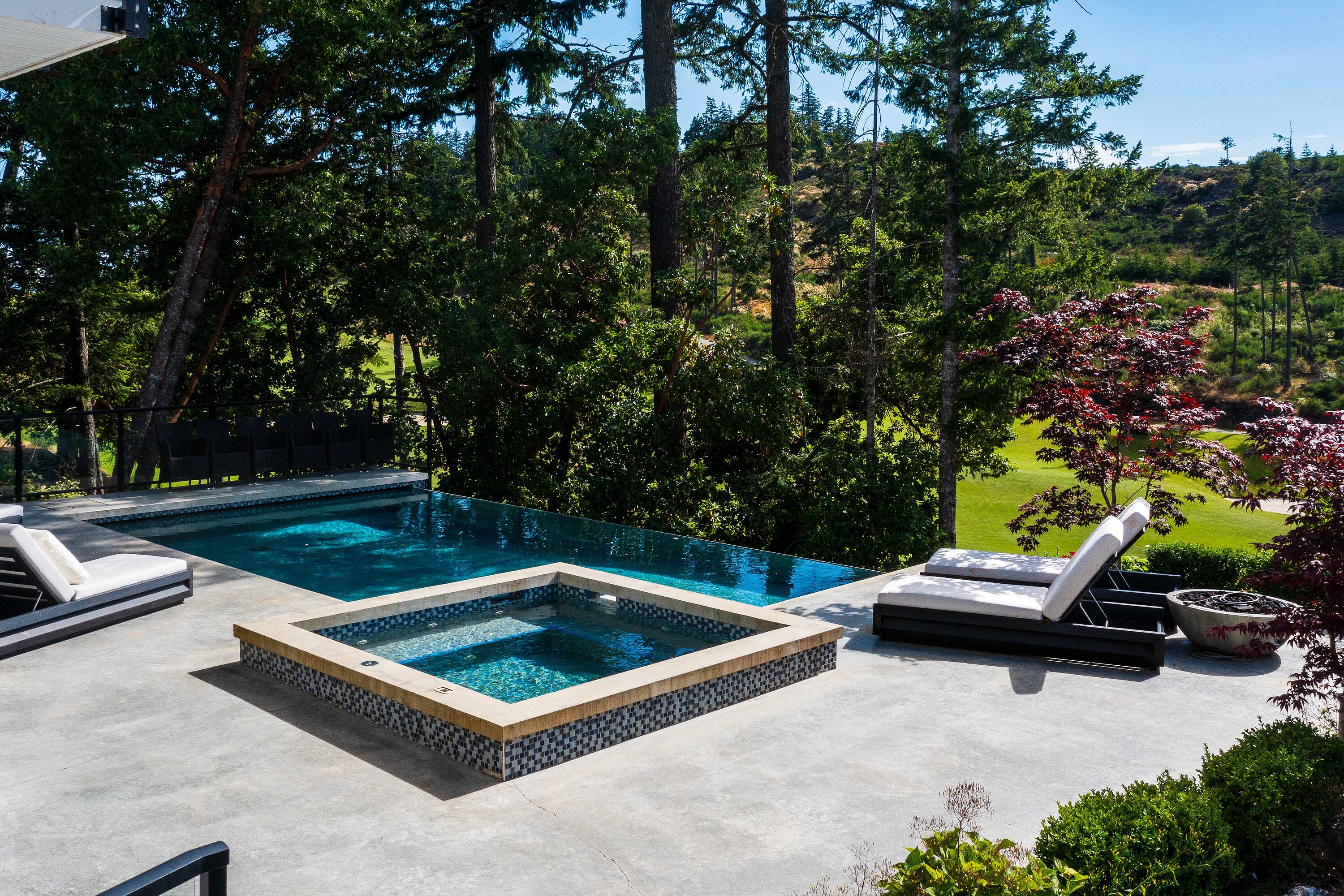  Exceptional Gated Estate - 物件實景