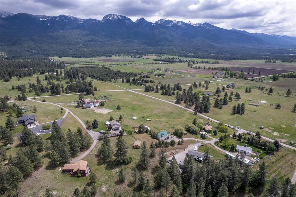 Polson, Montana, 59860, United States, 3 Bedrooms Bedrooms, ,3 BathroomsBathrooms,Residential,For Sale,1888121