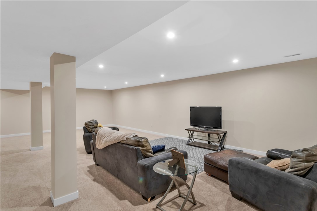 Jackson Twp, Pennsylvania, 16063, United States, 3 Bedrooms Bedrooms, ,2 BathroomsBathrooms,Residential,For Sale,1906933