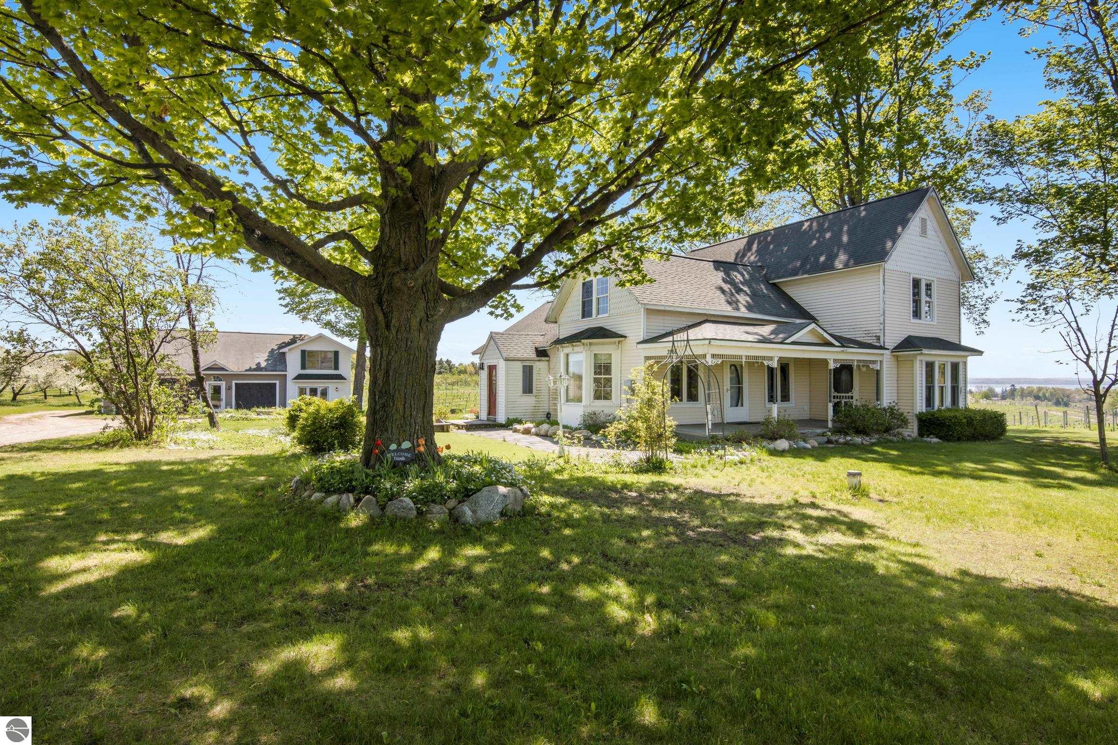 Traverse City, Michigan, 49686, United States, 4 Bedrooms Bedrooms, ,2 BathroomsBathrooms,Residential,For Sale,1914365
