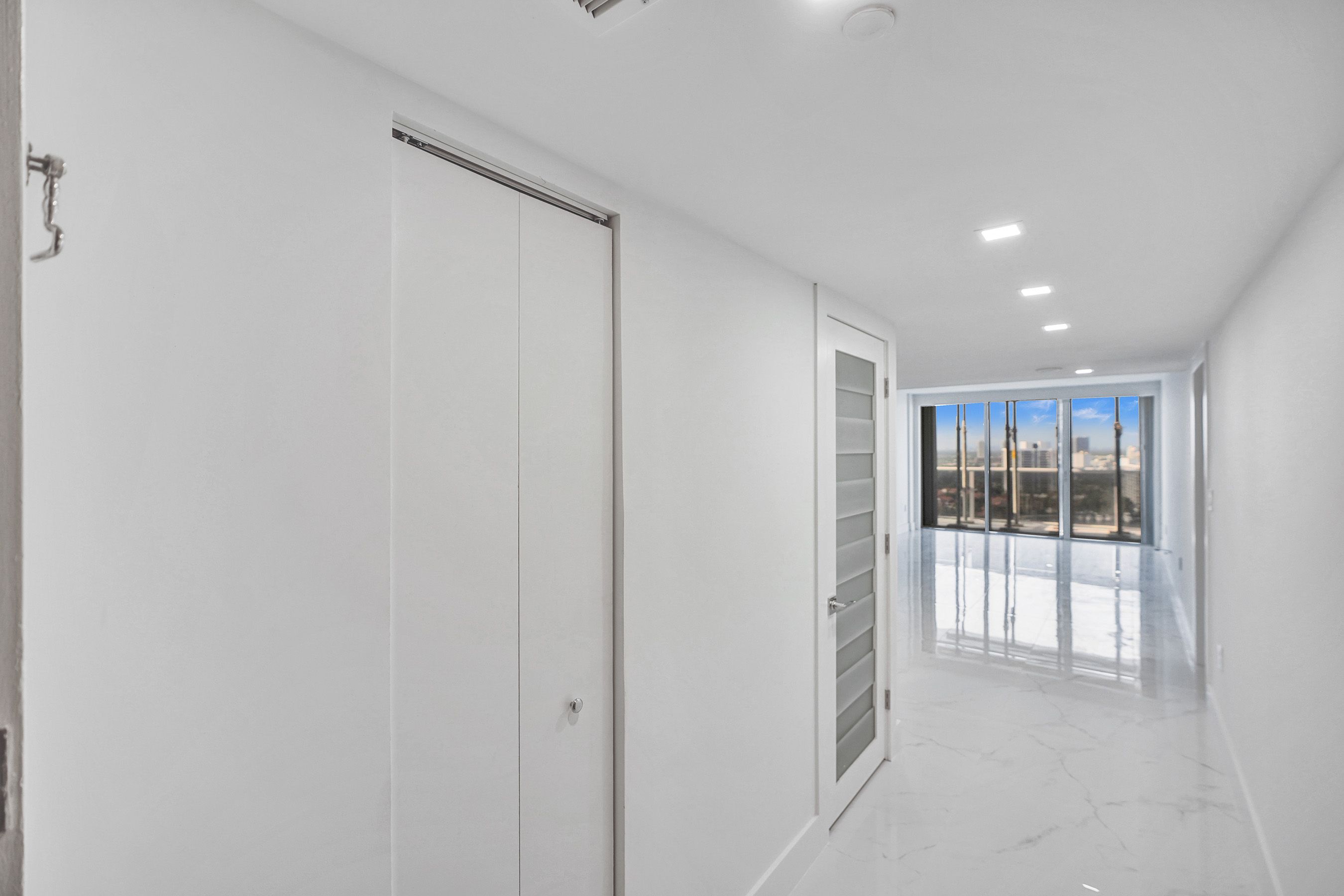  3625 N Country Club Dr, Aventura, FL, 33180 - 物件實景