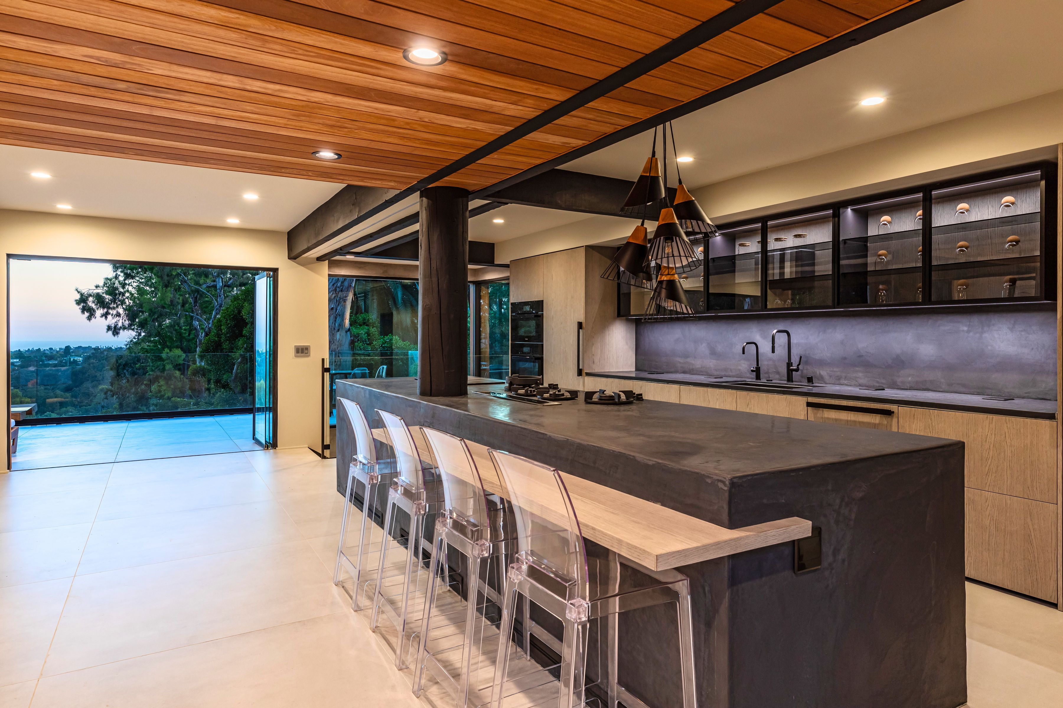  1509 Amalfi Drive - 物件實景