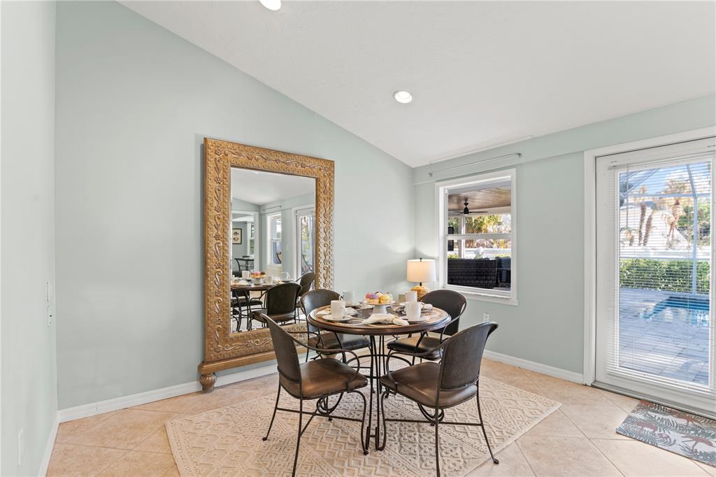 Sarasota, Florida, 34242, United States, 3 Bedrooms Bedrooms, ,2 BathroomsBathrooms,Residential,For Sale,1992857