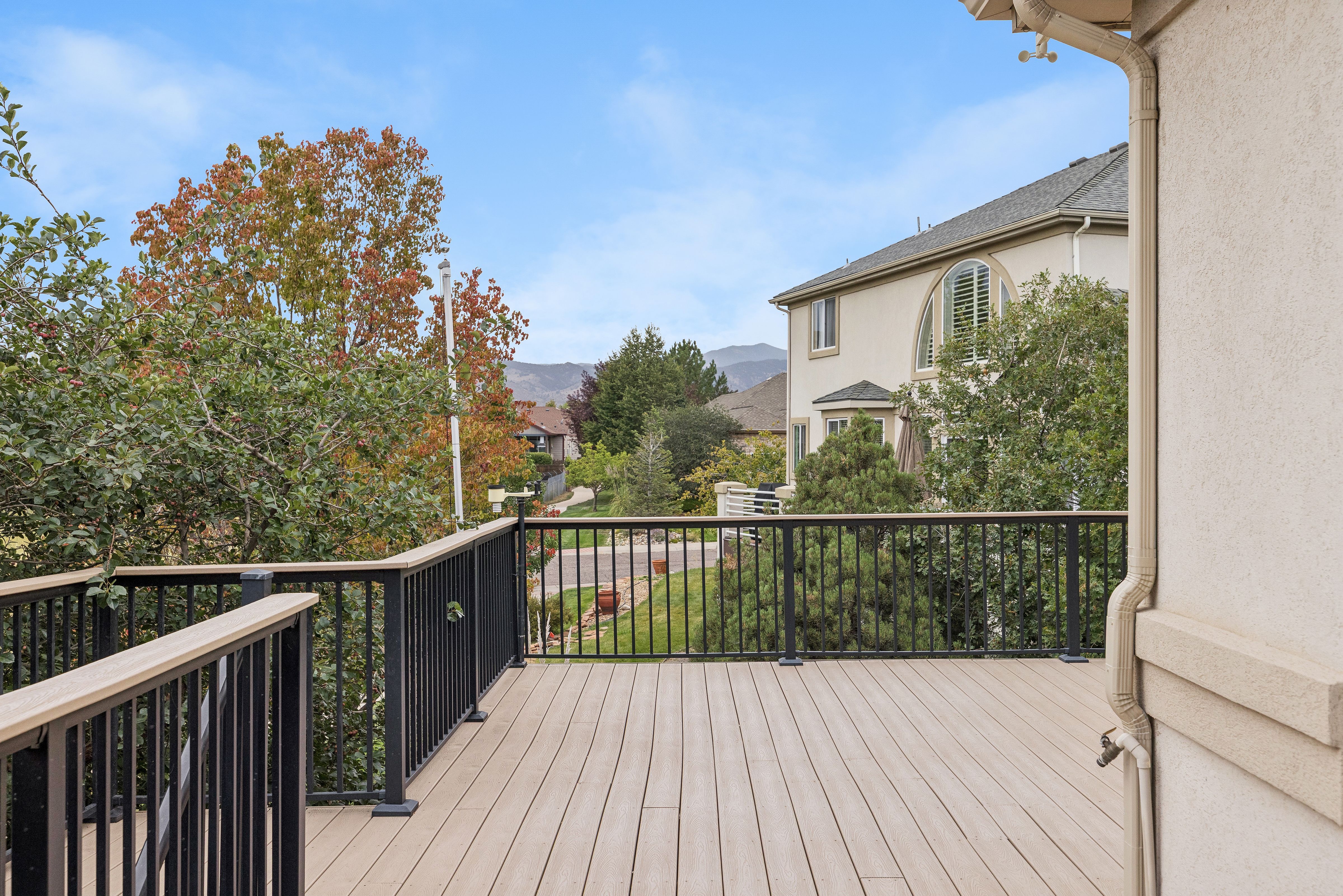  refined expression meets colorado living against a backdrop  of mountain views - 物件實景