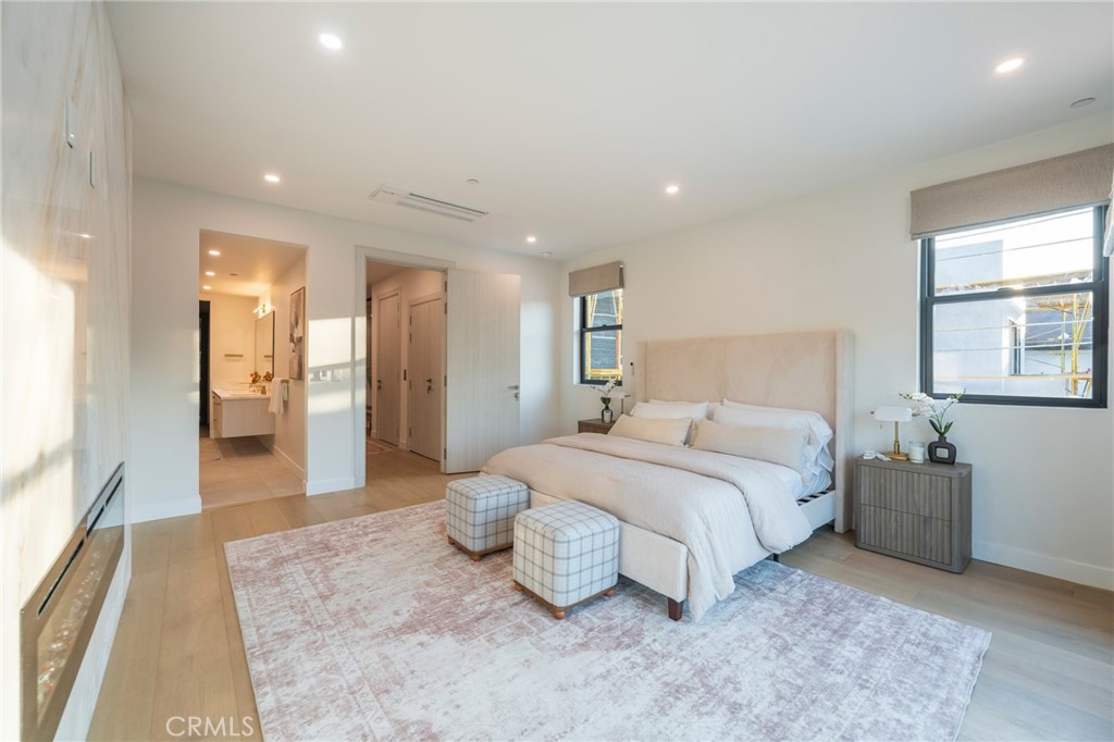 Huntington Beach, California, 92648, United States, 3 Bedrooms Bedrooms, ,5 BathroomsBathrooms,Residential,For Sale,2003455