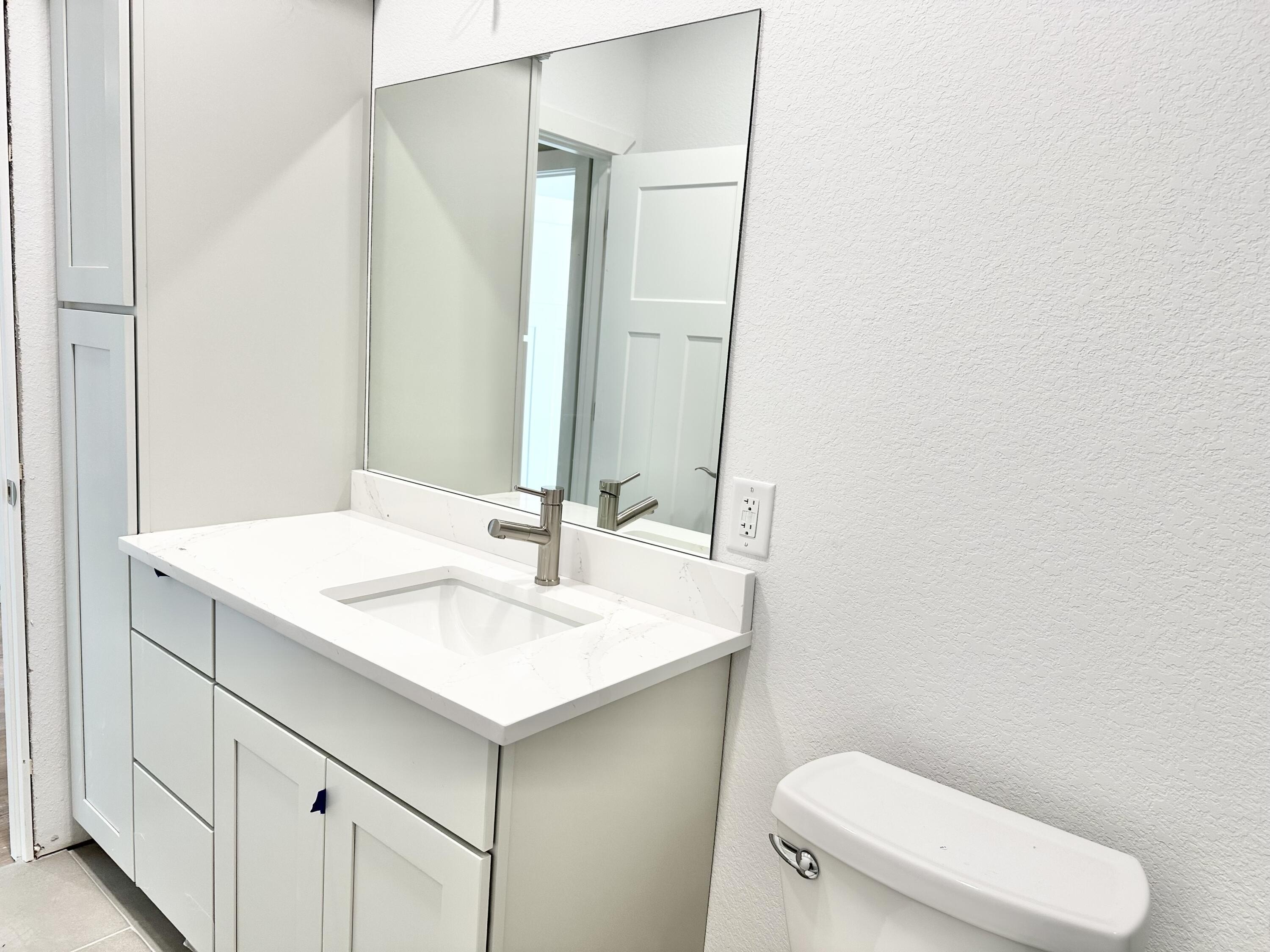 Shell Knob, Missouri, 65747, United States, 5 Bedrooms Bedrooms, ,3 BathroomsBathrooms,Residential,For Sale,1982122