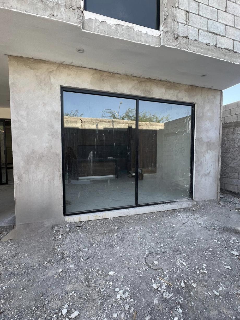 Torreón, Coahuila de Zaragoza, 27023, Mexico, 3 Bedrooms Bedrooms, ,4 BathroomsBathrooms,Residential,For Sale,1994816