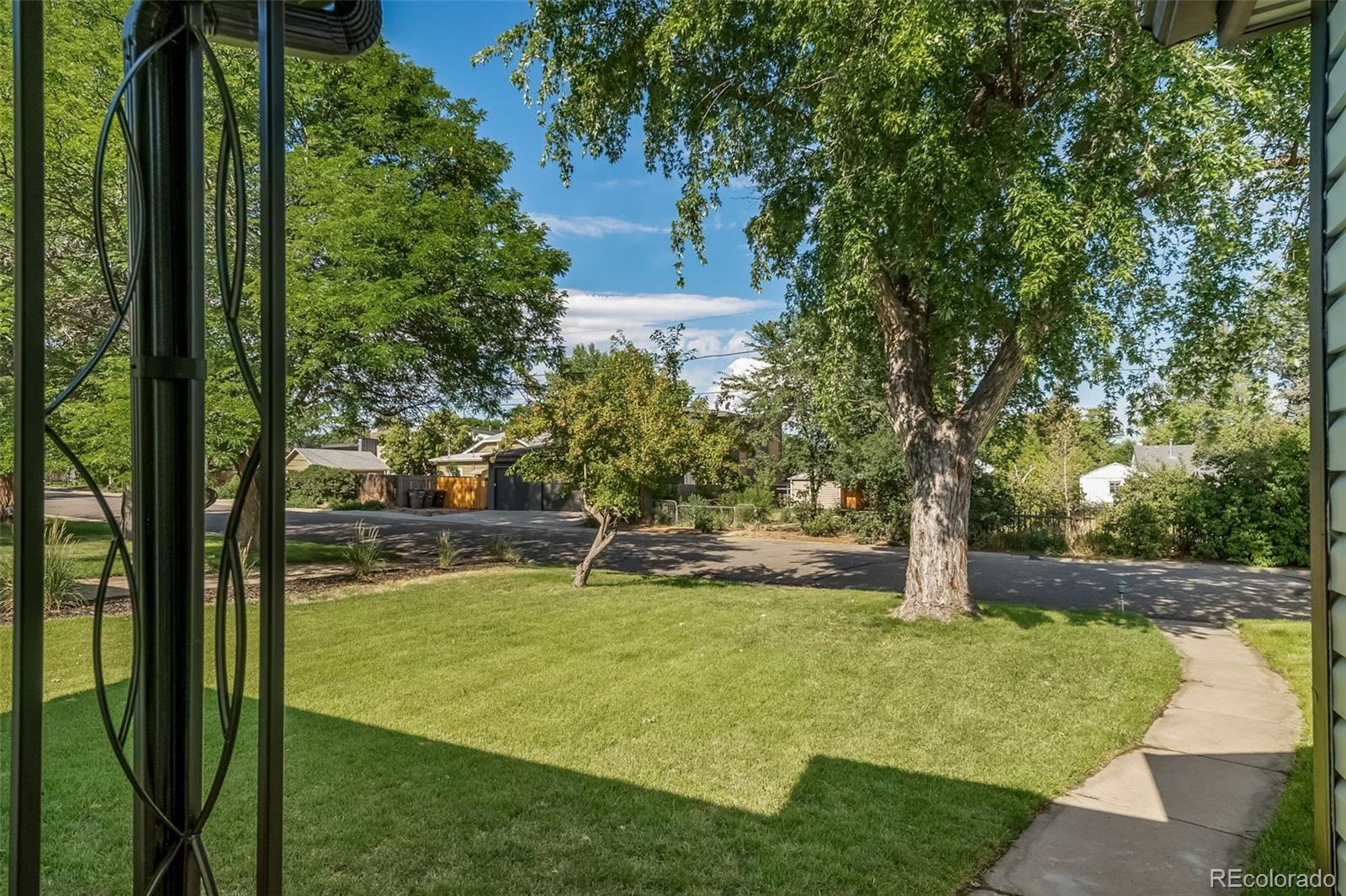 Denver, Colorado, 80210, United States, 3 Bedrooms Bedrooms, ,2 BathroomsBathrooms,Residential,For Sale,1939073