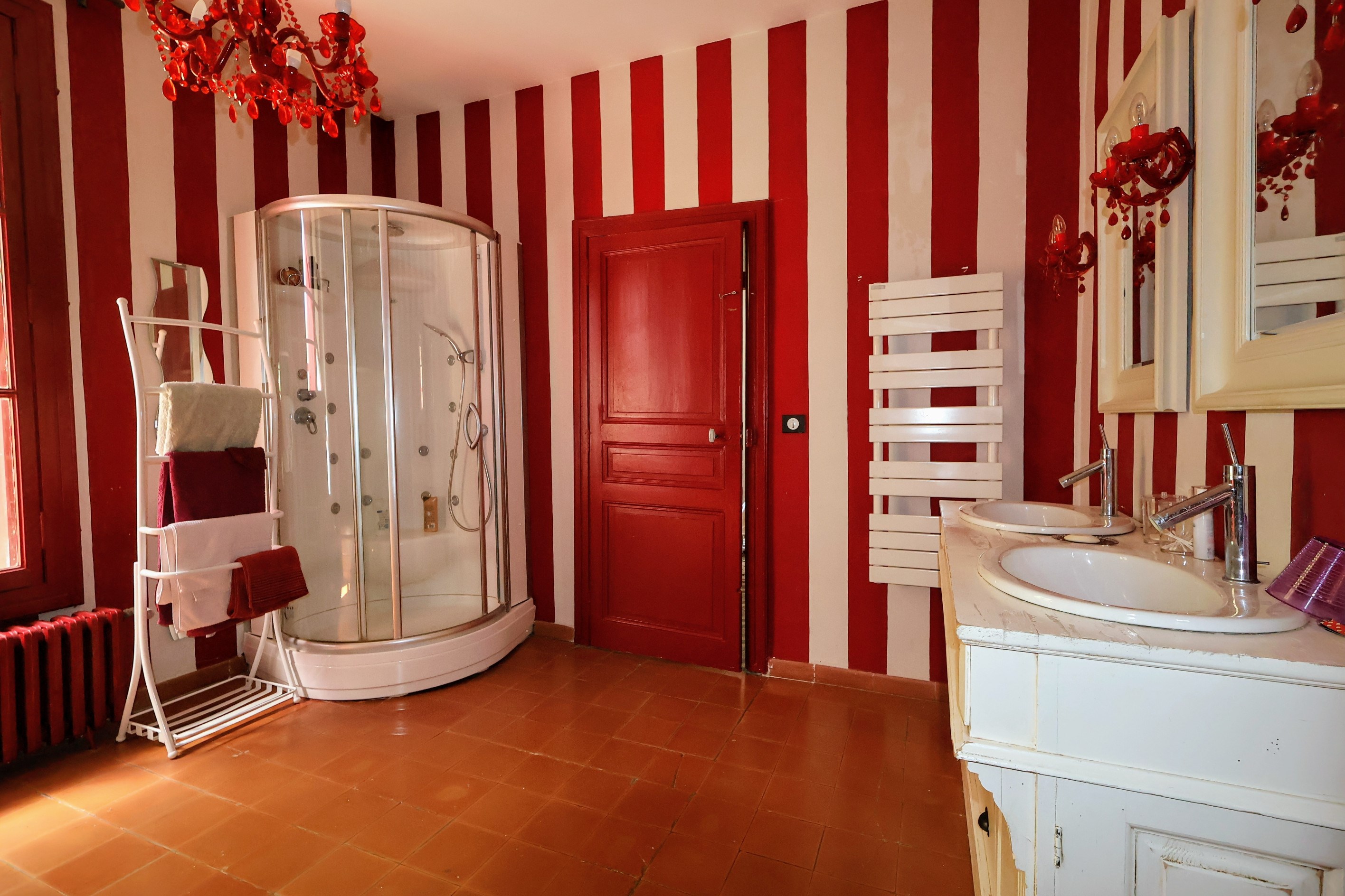  Renovated 300 sqm Character Home – A Perfect Marriage of Tradition and Modernity - 物件實景