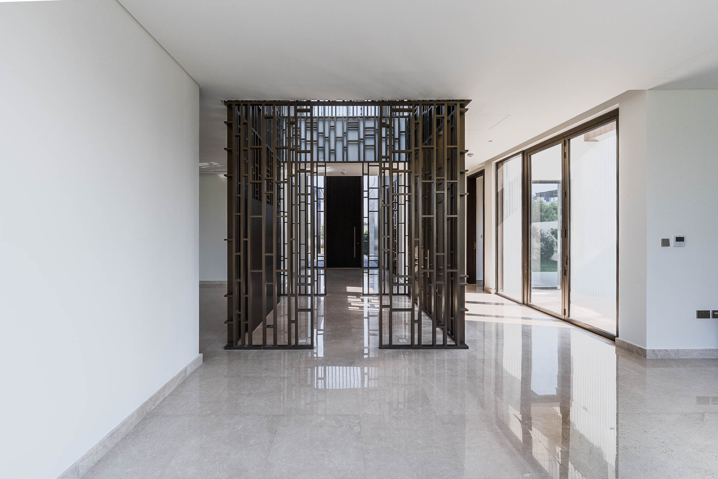  Villa with Elie Saab Finishes and Burj Khalifa Views in Palm Hills - 物件實景