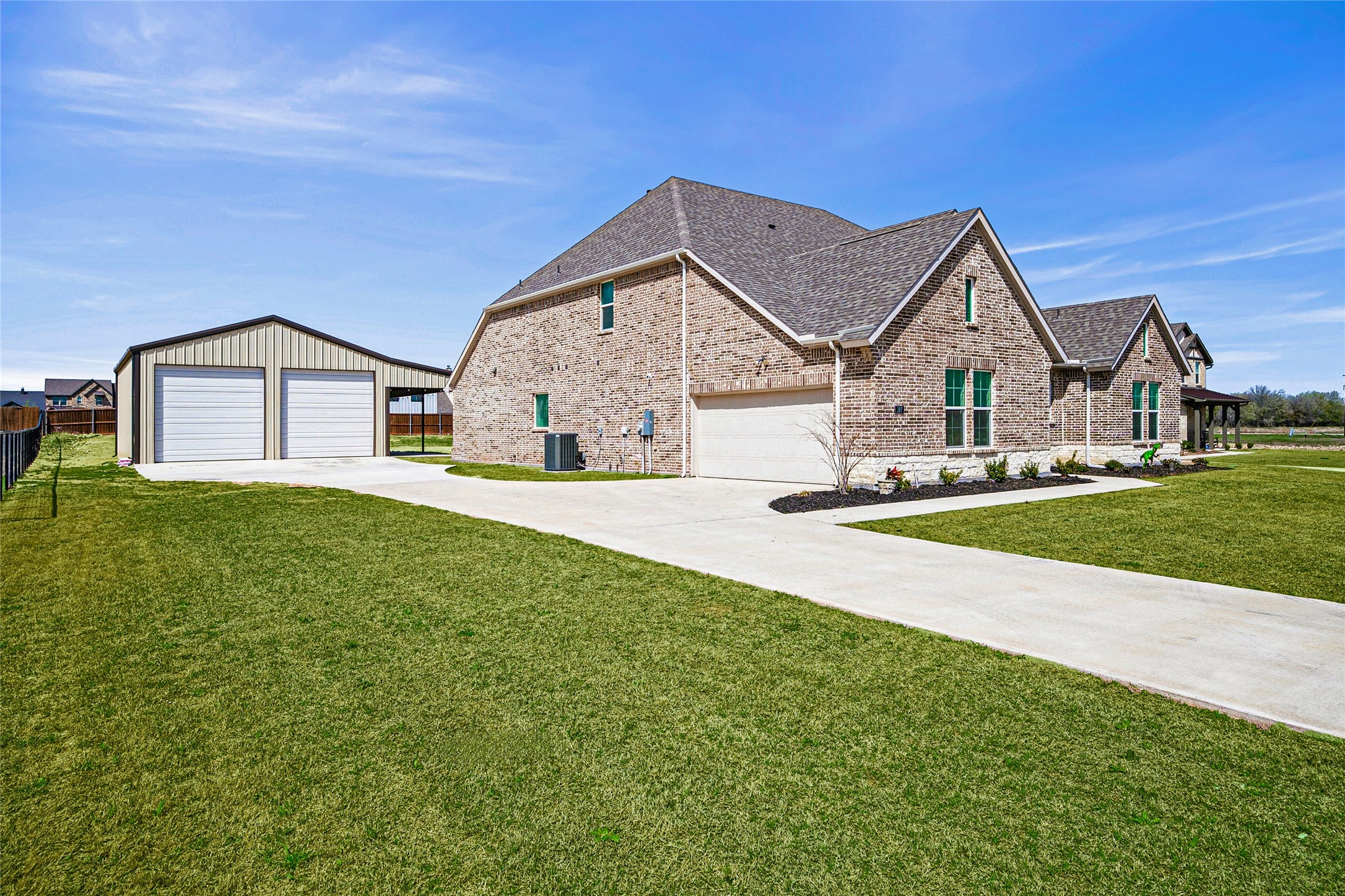 Rhome, Texas, 76078, United States, 4 Bedrooms Bedrooms, ,4 BathroomsBathrooms,Residential,For Sale,1746060