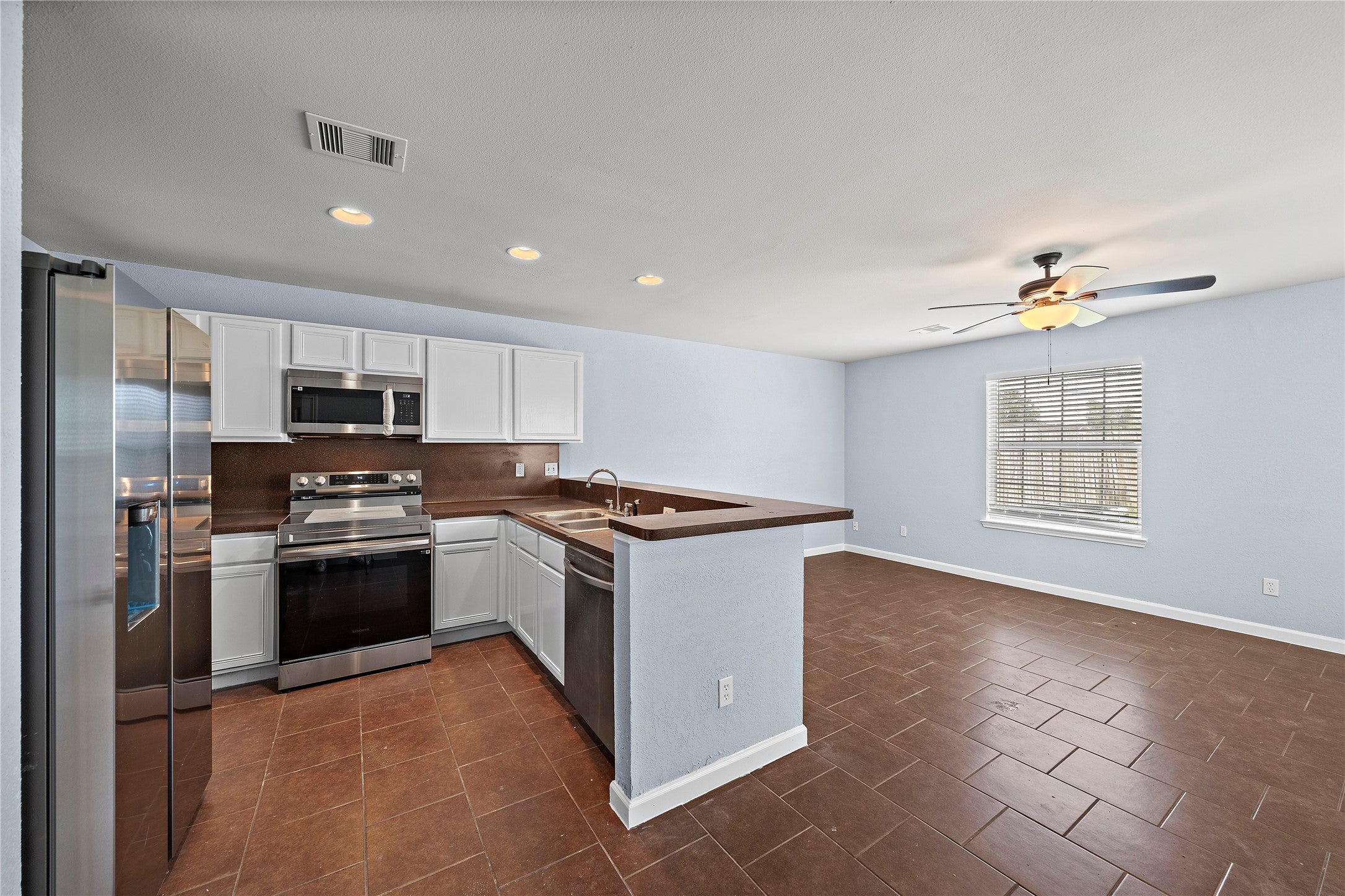 Dawson Ln, Houston, TX 77051 #1