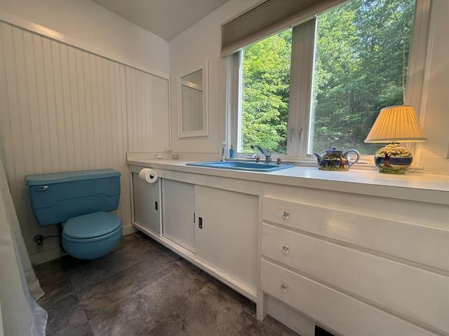 West Windsor, Vermont, 05089, United States, 3 Bedrooms Bedrooms, ,3 BathroomsBathrooms,Residential,For Sale,1921014