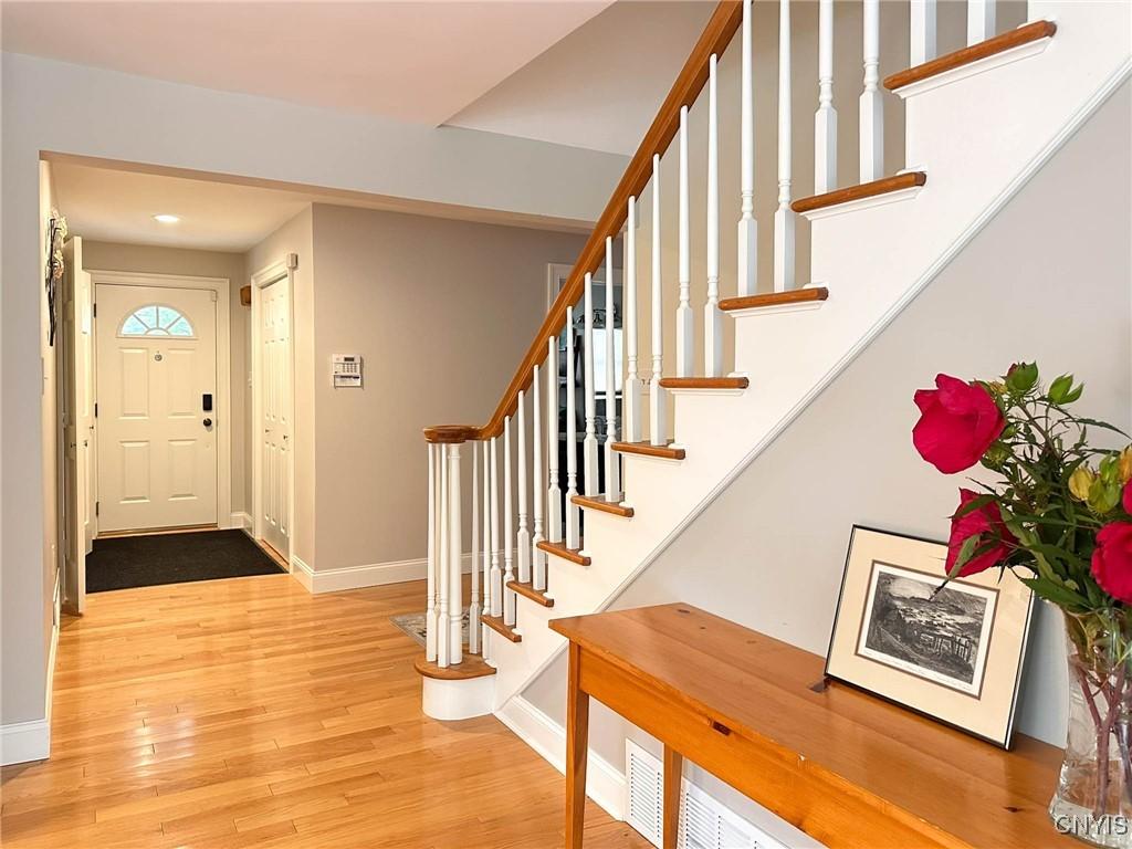 New Hartford, New York, 13413, United States, 4 Bedrooms Bedrooms, ,5 BathroomsBathrooms,Residential,For Sale,1932756