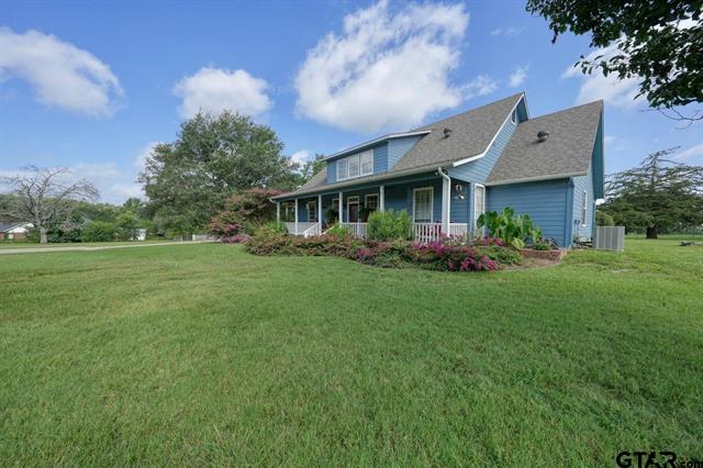 Lindale, Texas, 75771, United States, 4 Bedrooms Bedrooms, ,3 BathroomsBathrooms,Residential,For Sale,1937057