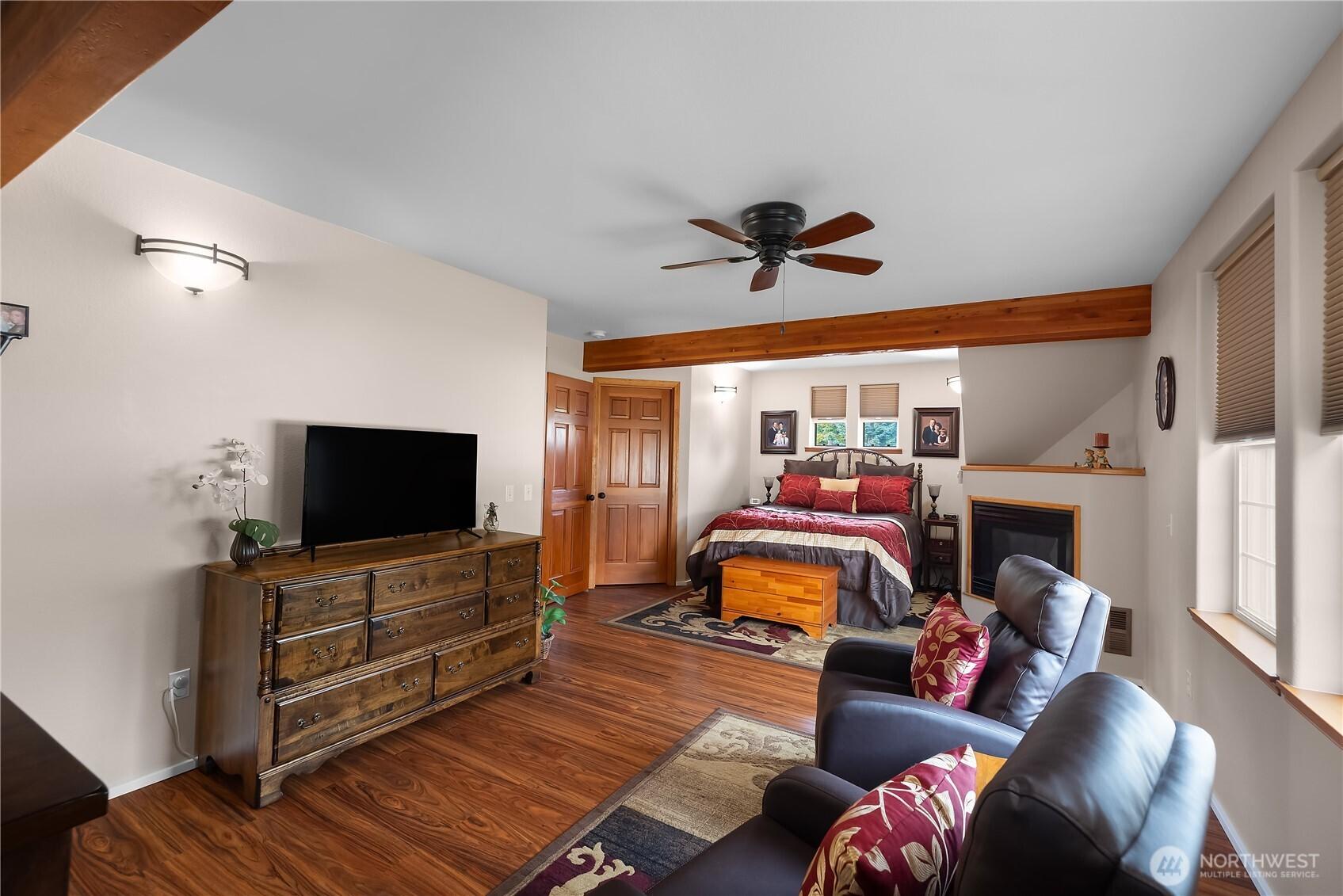 SHELTON, Washington, 98584, United States, 4 Bedrooms Bedrooms, ,4 BathroomsBathrooms,Residential,For Sale,1947710