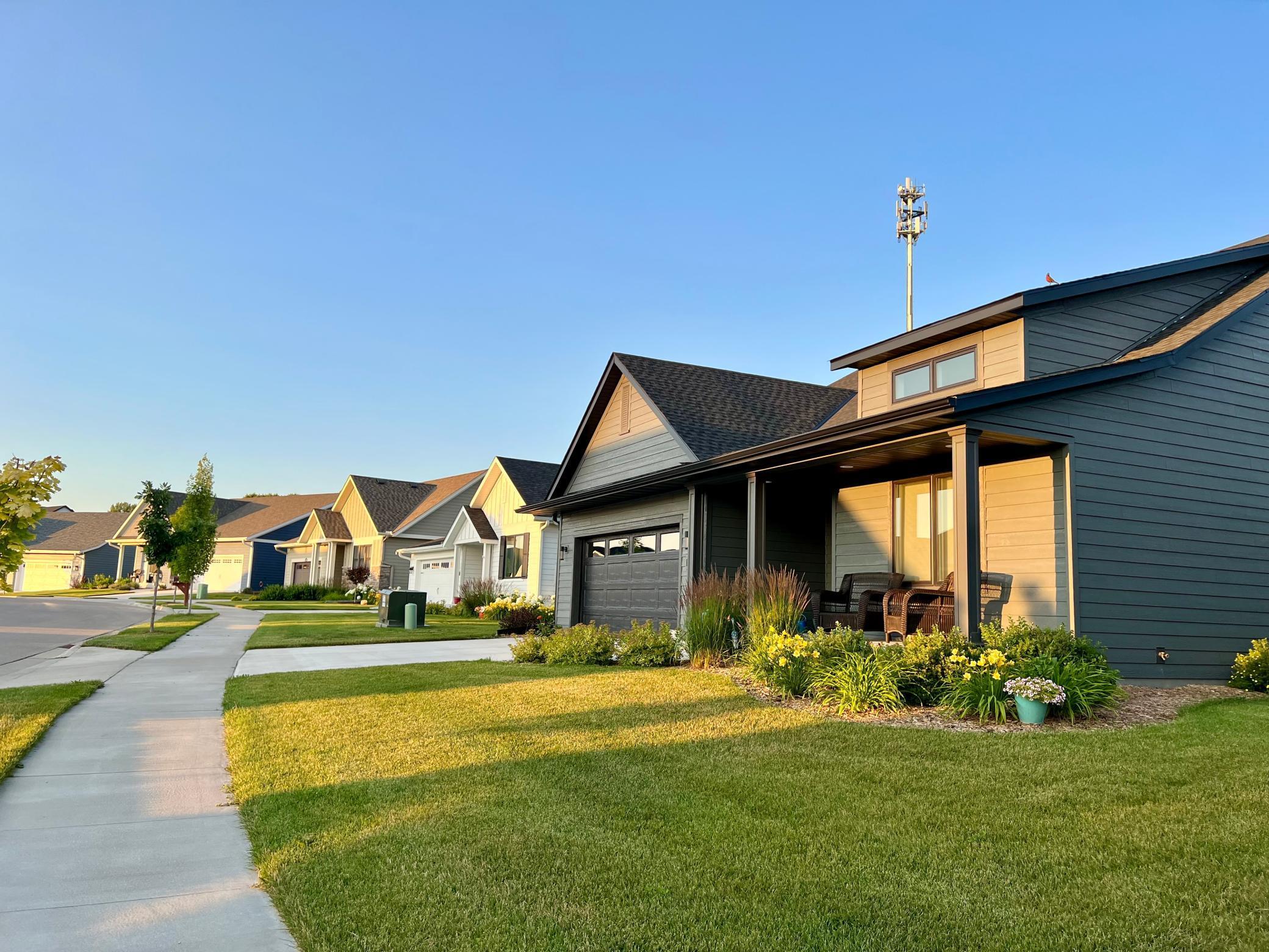 Northfield, Minnesota, 55057, United States, 2 Bedrooms Bedrooms, ,1 BathroomBathrooms,Residential,For Sale,1972970