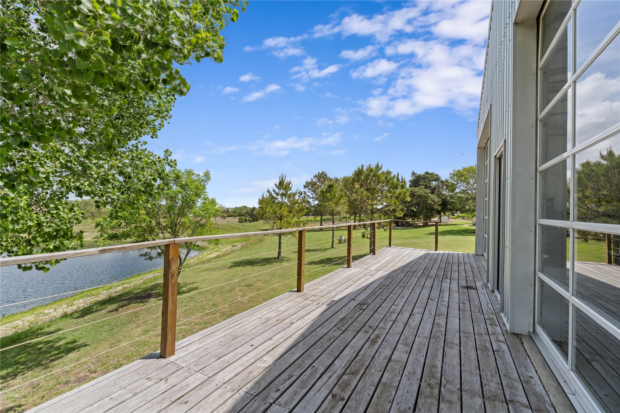  5025 Wickel Road - 物件實景