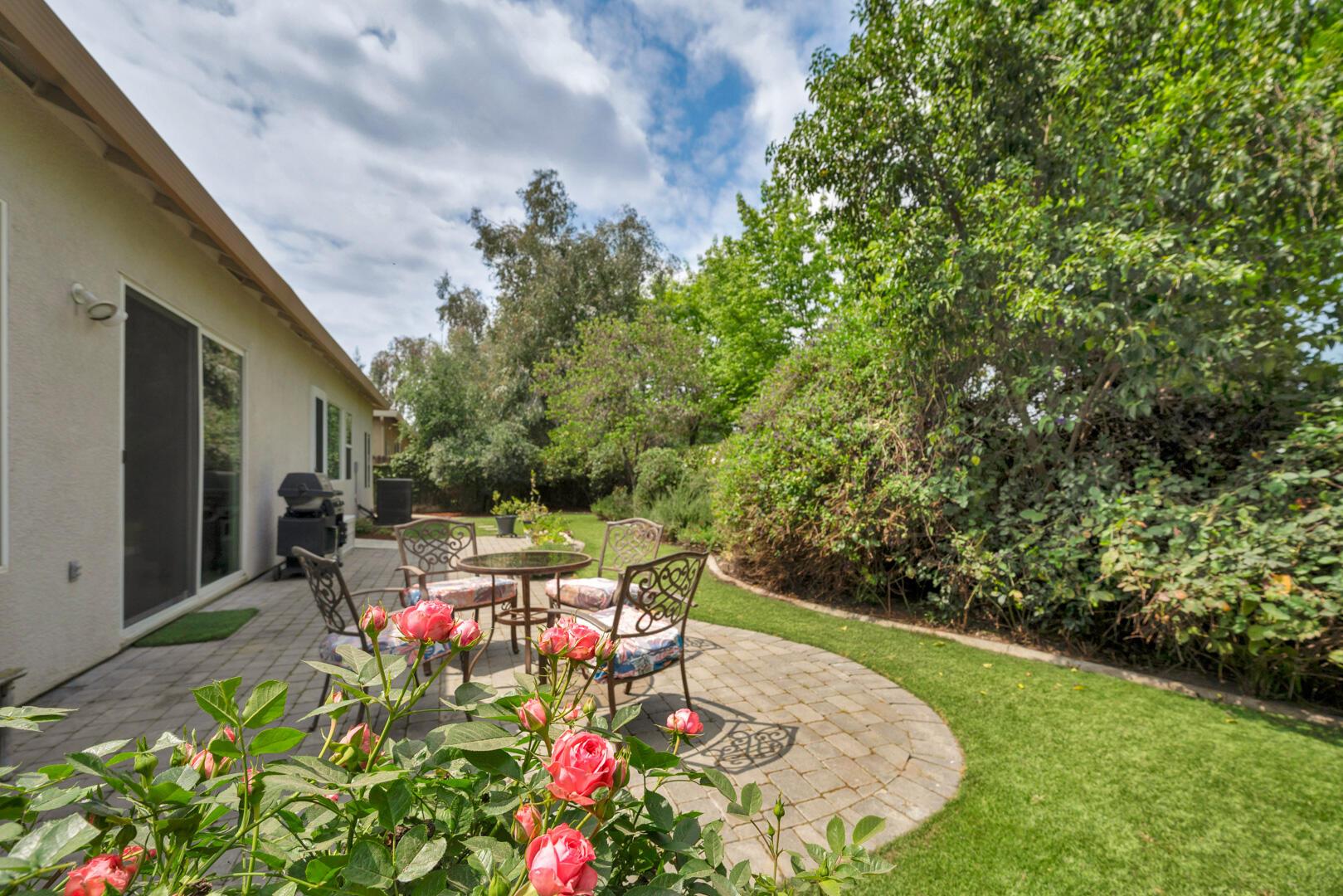 Visalia, California, 93291, United States, 4 Bedrooms Bedrooms, ,3 BathroomsBathrooms,Residential,For Sale,2009986