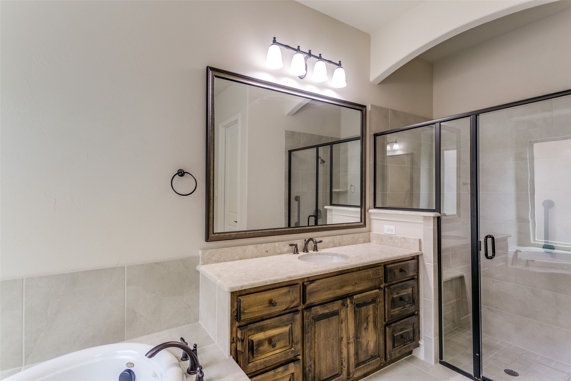 McKinney, Texas, 75070, United States, 3 Bedrooms Bedrooms, ,4 BathroomsBathrooms,Residential,For Sale,1804069