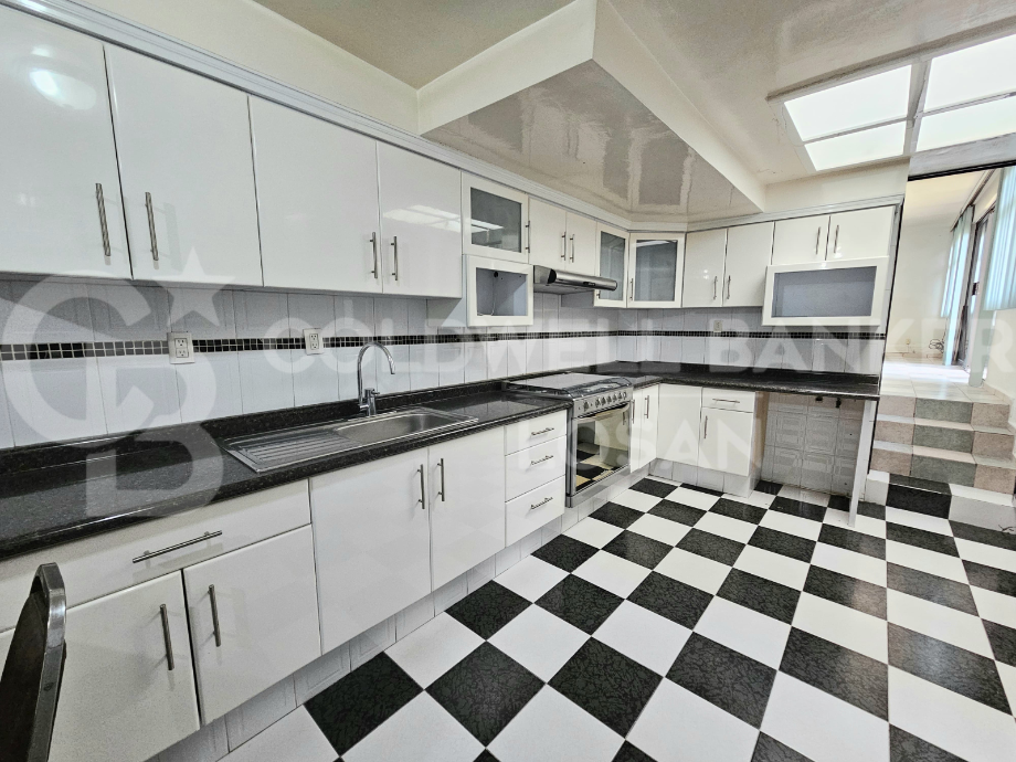 Tlalnepantla de Baz, Estado de méxico, 54054, Mexico, 3 Bedrooms Bedrooms, ,3 BathroomsBathrooms,Residential,For Sale,1807312