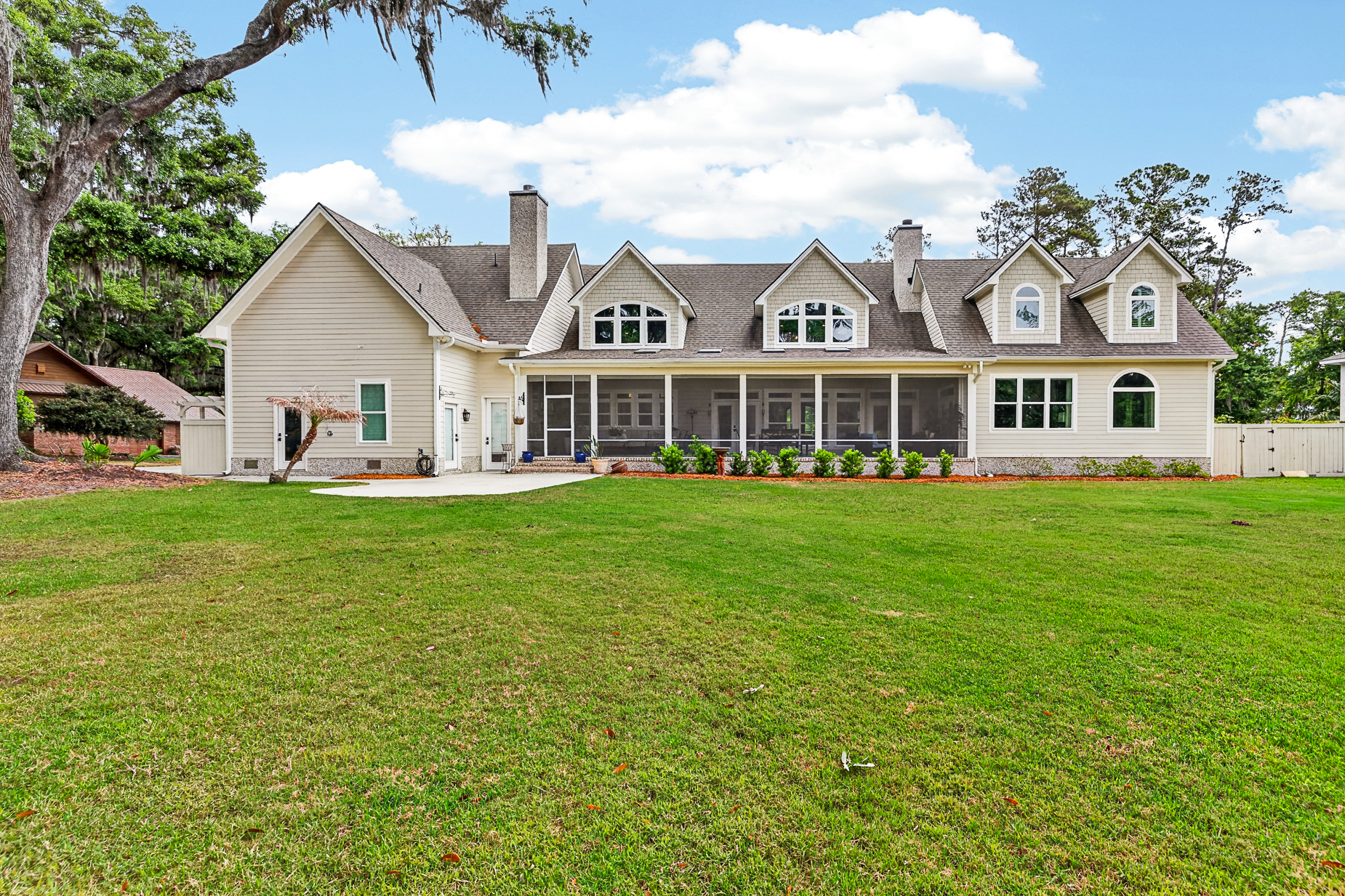  165 Butler Lake Drive - 物件實景