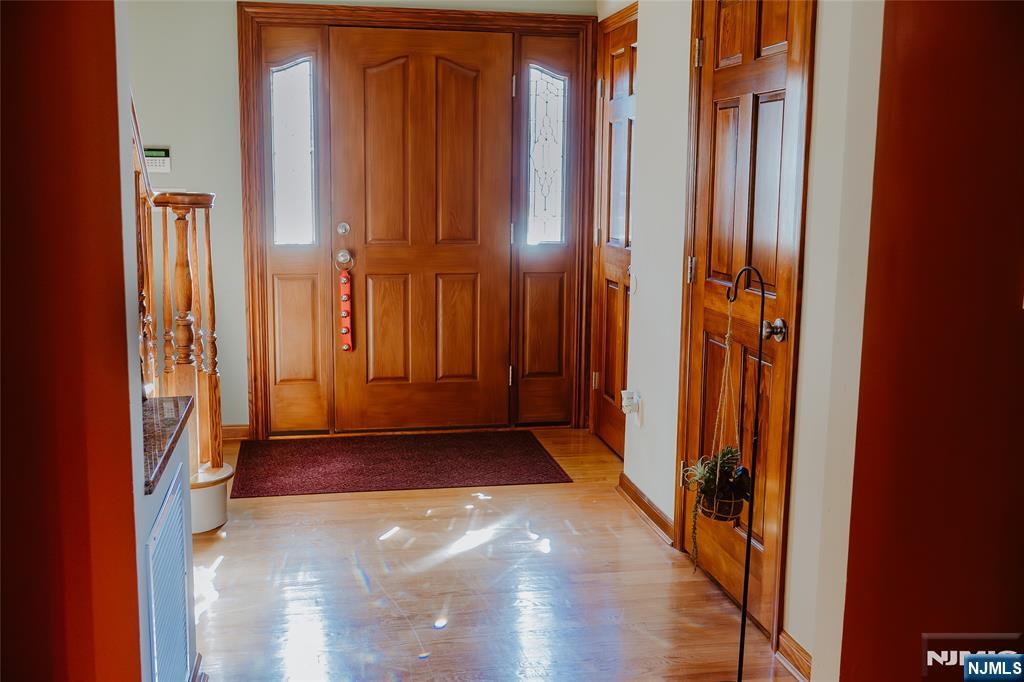 Wood Ridge, New Jersey, 07075, United States, 3 Bedrooms Bedrooms, ,3 BathroomsBathrooms,Residential,For Sale,1982393