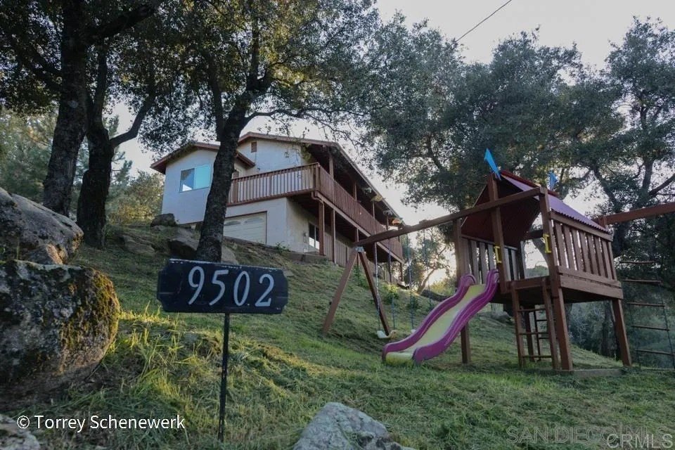 Descanso, California, 91916, United States, 3 Bedrooms Bedrooms, ,3 BathroomsBathrooms,Residential,For Sale,1912089