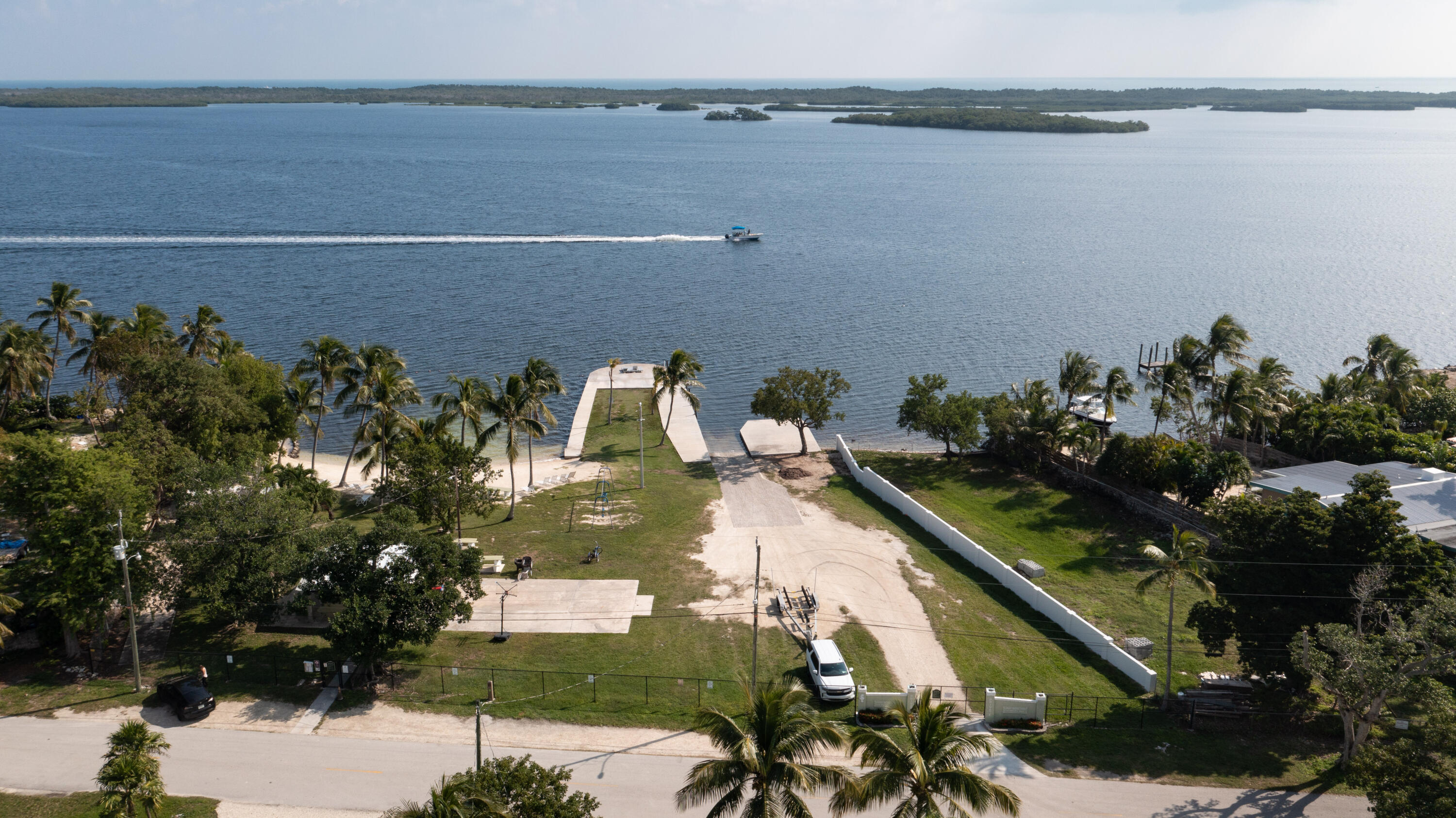 KEY LARGO, Florida, 33037, United States, 3 Bedrooms Bedrooms, ,2 BathroomsBathrooms,Residential,For Sale,1950983
