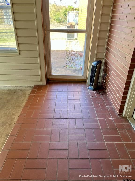 Mineola, Texas, 75771, United States, 3 Bedrooms Bedrooms, ,3 BathroomsBathrooms,Residential,For Sale,2005685