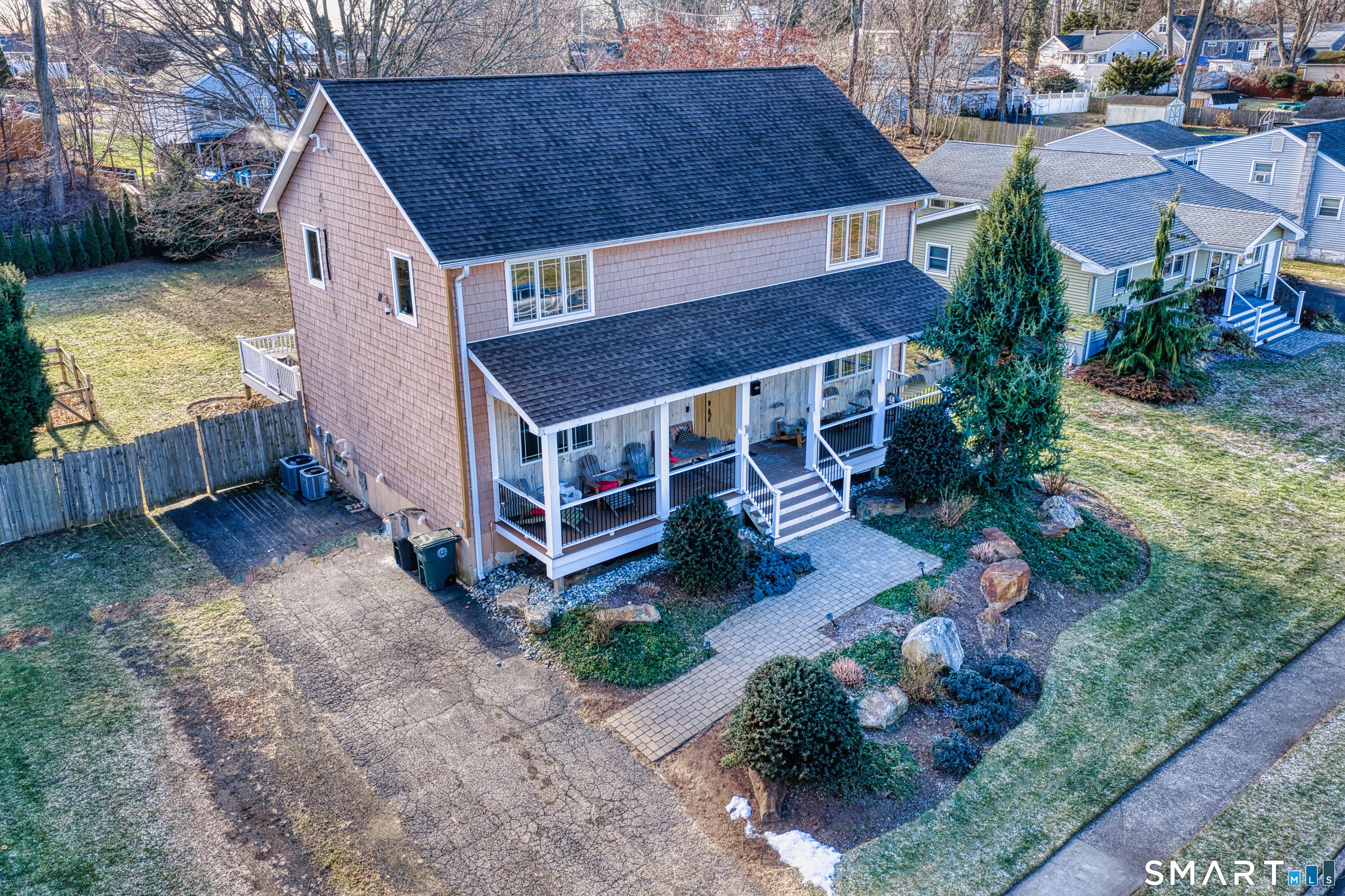 Milford, Connecticut, 06461, United States, 3 Bedrooms Bedrooms, ,3 BathroomsBathrooms,Residential,For Sale,2012517