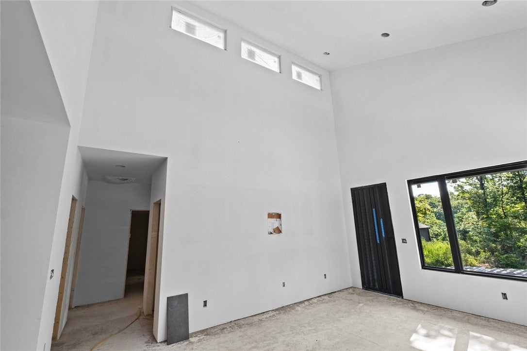 Bella Vista, Arkansas, 72714, United States, 2 Bedrooms Bedrooms, ,2 BathroomsBathrooms,Residential,For Sale,1997374