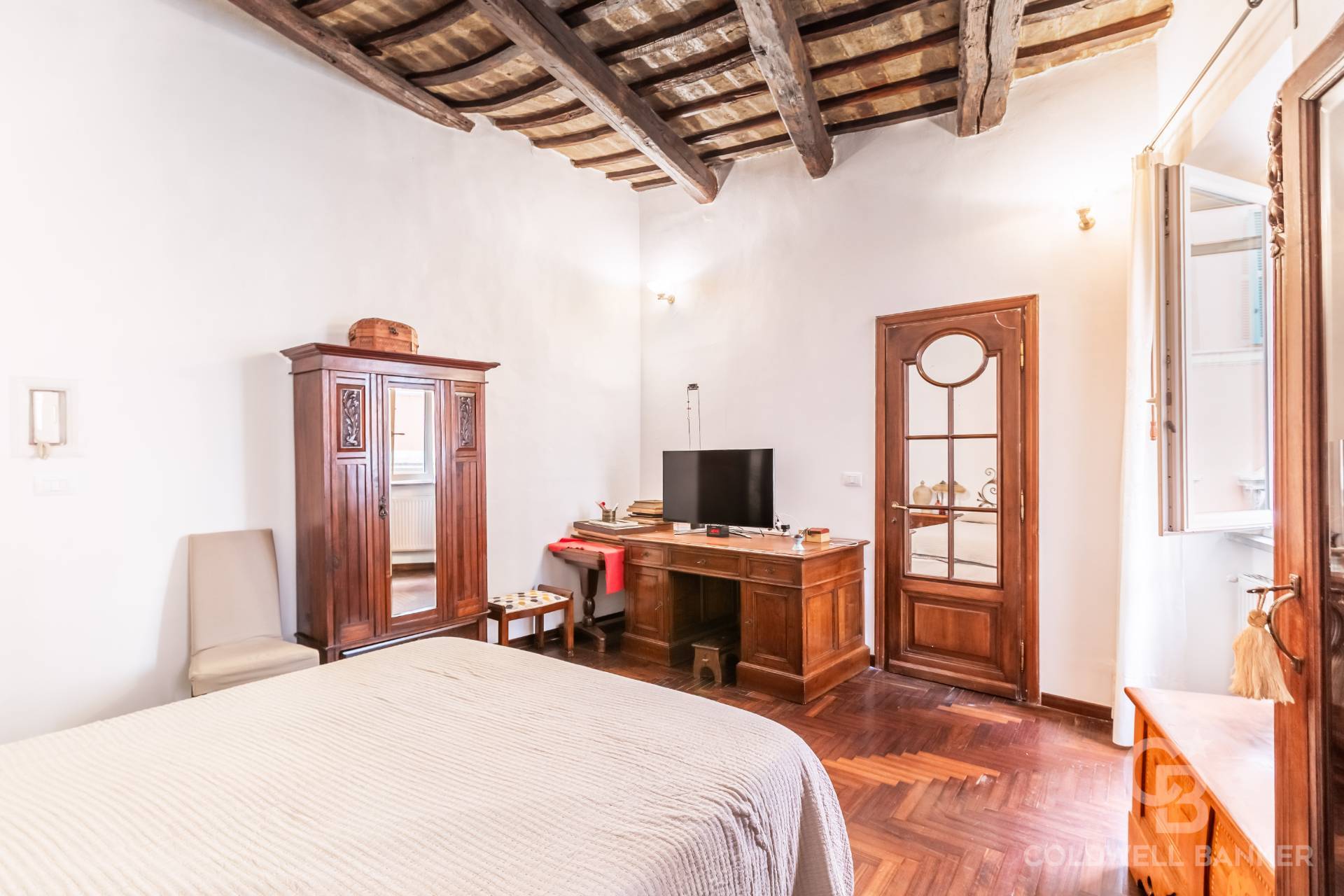 Roma, Roma, 00100, IT, 3 Bedrooms Bedrooms, ,2 BathroomsBathrooms,Residential,For Sale,1837964