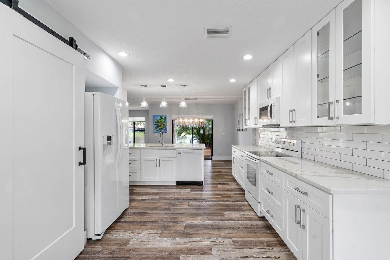 Deerfield Beach, Florida, 33442, United States, 3 Bedrooms Bedrooms, ,3 BathroomsBathrooms,Residential,For Sale,1890939