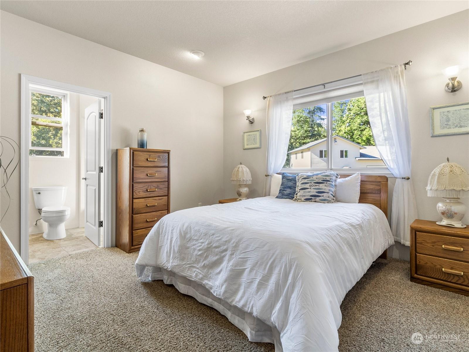 LONG BEACH, Washington, 98624, United States, 3 Bedrooms Bedrooms, ,4 BathroomsBathrooms,Residential,For Sale,1827835