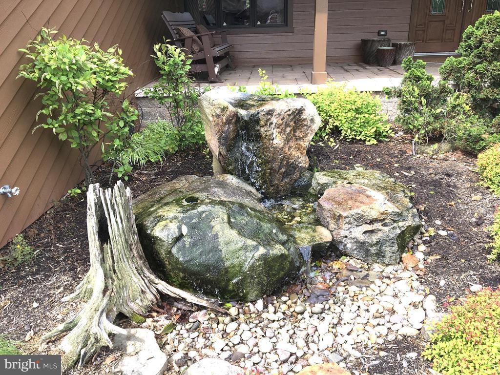Bedford, Pennsylvania, 15522, United States, 5 Bedrooms Bedrooms, ,4 BathroomsBathrooms,Residential,For Sale,1837562
